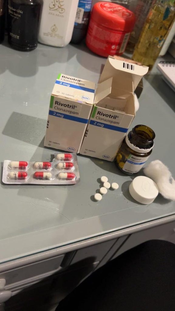Oversigt over indkøbskurv med udvalgte smertestillende piller og mængderabat.