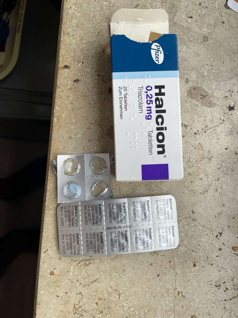 kob-halcion-triazolam-0-25mg-online-danmark * Køb Triazolam online i 0,25 mg styrke for ekstremt hurtig lindring af søvnløshed.