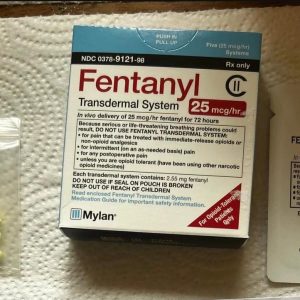 Køb Fentanylplastre online i forskellige styrker for effektiv behandling af kroniske smerter.