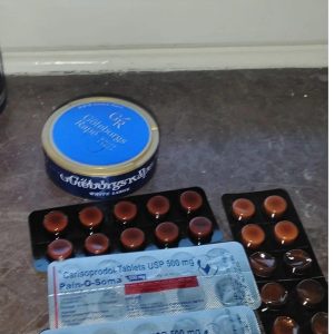 Køb Somadril online i 350 mg styrke for hurtig lindring af muskelspændinger og smerter.